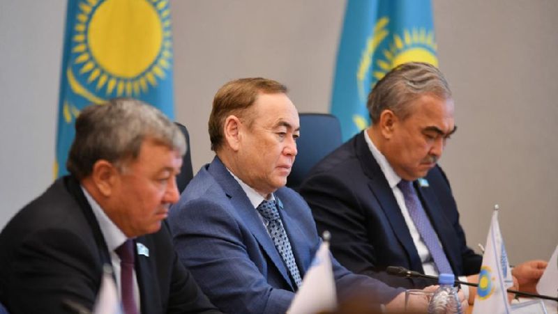 A roundtable of the Association of Deputies of Maslikhats of Kazakhstan was held in Turkestan