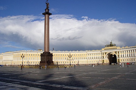 Исторический центр Санкт-Петербурга и связанные с ним группы памятников (1990)